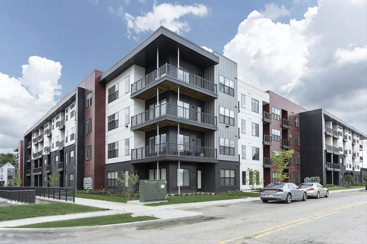 Modern Dwntwn 1 Bdrm Apt Pool Gym Free Parking Indianapolis Exteriör bild