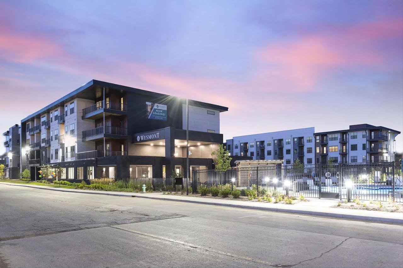 Modern Dwntwn 1 Bdrm Apt Pool Gym Free Parking Indianapolis Exteriör bild